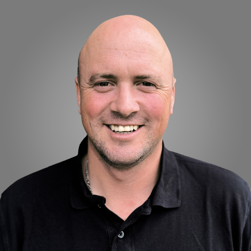 portrait-jan_luescher-bg